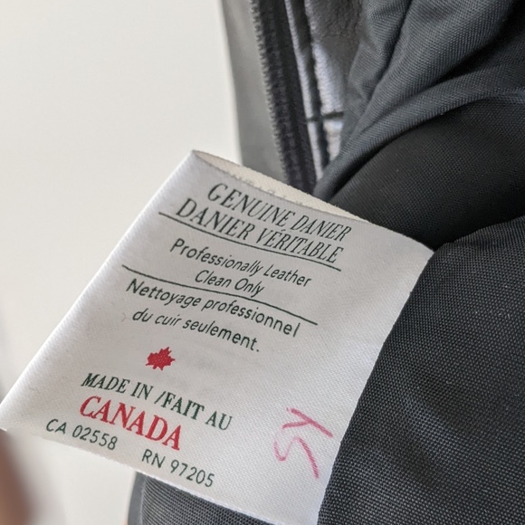 Classic black leather jacket, size small, Danier - Picture 11 of 16